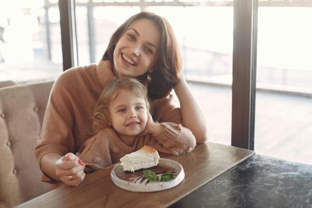 Child-and-mom